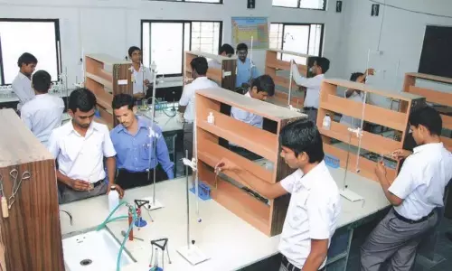 यूपी में छात्रों को बड़ा झटका, योगी सरकार ने प्राइवेट हाथों में सोंपे 31 पॉलीटेक्निक‚ फीस हुई 10 गुणा महंगी