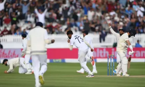 वह मुझे फोन करता और पूछता, सर मुझे कब मौका मिलेगा? इस स्टार गेंदबाज को लेकर हुआ बड़ा खुलासा वह मुझे फोन करता और पूछता, सर मुझे कब मौका मिलेगा? इस स्टार गेंदबाज को लेकर हुआ बड़ा खुलासा