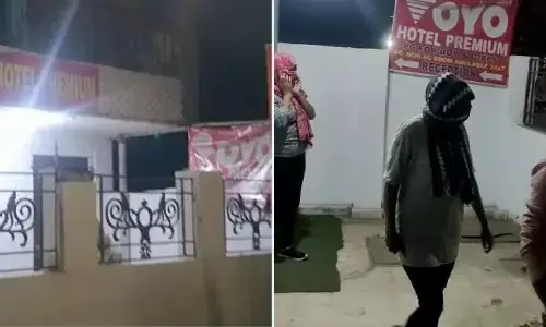 नोएडा में सेक्स रैकेट का बड़ा खुलासा, OYO होटल में आपत्तिजनक हालत में मिले कपल, 7 लड़कियों का रेस्क्यू, 4 गिरफ्तार नोएडा में सेक्स रैकेट का बड़ा खुलासा, OYO होटल में आपत्तिजनक हालत में मिले कपल, 7 लड़कियों का रेस्क्यू, 4 गिरफ्तार