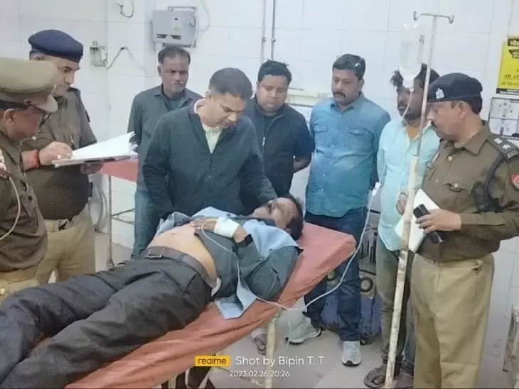 जौनपुर में बाइक सवार नकाबपोश बदमाशों ने कार्यालय में घुसकर न्यूज़ चैनल के पत्रकार को मारी गोली