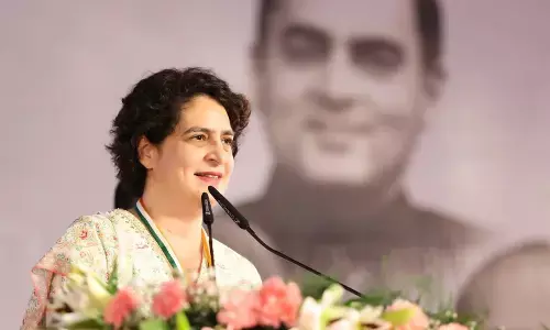यूपी में संगठन का प्रस्ताव कागज पर नहीं, इसको करने के लिए हम गांव-गांव जाएं, ब्लॉक-ब्लॉक जाएं और अपने संगठन को मजबूत बनाएं - प्रियंका गांधी यूपी में संगठन का प्रस्ताव कागज पर नहीं, इसको करने के लिए हम गांव-गांव जाएं, ब्लॉक-ब्लॉक जाएं और अपने संगठन को मजबूत बनाएं - प्रियंका गांधी
