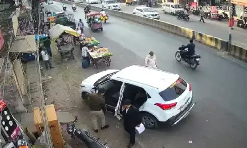 उमेश पाल हत्याकांड में यूपी पुलिस का बड़ा एक्शन, मुठभेड़ में ढेर हुआ एक आरोपी! उमेश पाल हत्याकांड में यूपी पुलिस का बड़ा एक्शन, मुठभेड़ में ढेर हुआ एक आरोपी!