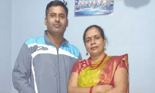 बुलंदशहर से लापता इनकम टैक्स इंस्पेक्टर और उनकी पत्नी का शव गाजियाबाद में मिला, जांच में जुटी पुलिस बुलंदशहर से लापता इनकम टैक्स इंस्पेक्टर और उनकी पत्नी का शव गाजियाबाद में मिला, जांच में जुटी पुलिस