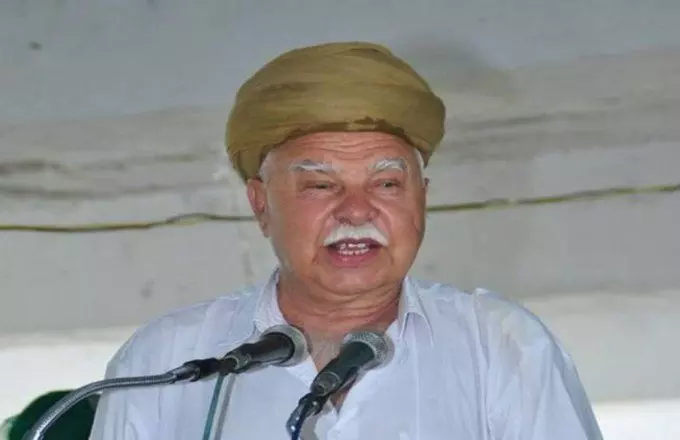 करणी सेना के संस्थापक लोकेंद्र सिंह कालवी का हुआ हार्टअटैक से निधन करणी सेना के संस्थापक लोकेंद्र सिंह कालवी का हुआ हार्टअटैक से निधन