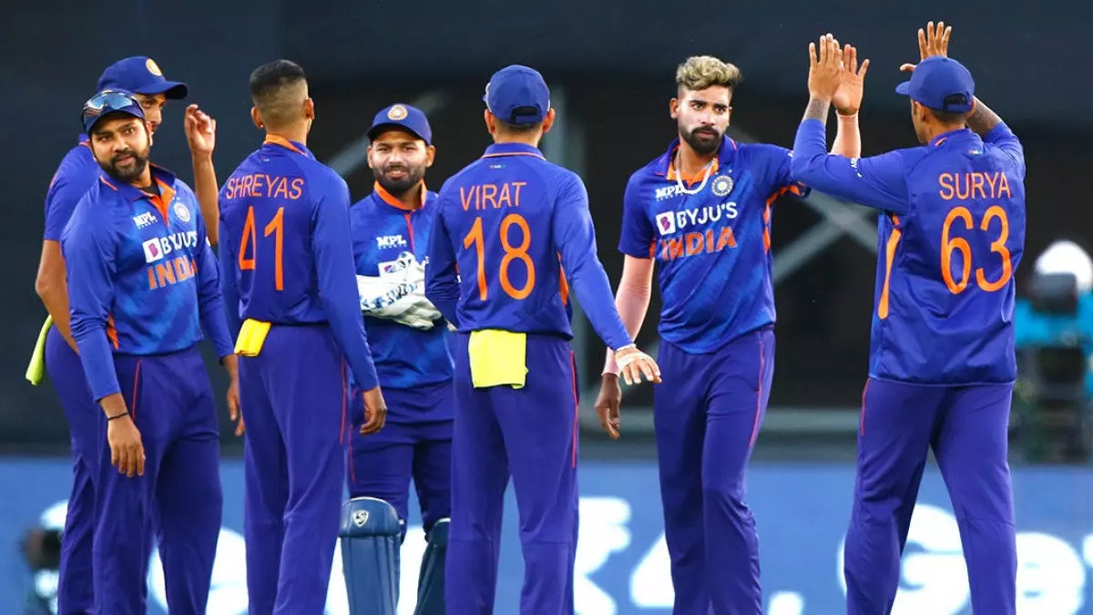 INDvsAUS: टीम इंडिया के लिए आई बुरी खबर, ऑस्ट्रेलिया के खिलाफ वनडे सीरीज से बाहर हुआ ये मैच विनर खिलाडी