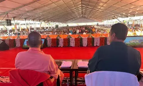 शिक्षा मित्र संघ ने दिया सीएम योगी को अपना मांग पत्र, बोले आशीर्वाद देकर भविष्य को करें सुरक्षित शिक्षा मित्र संघ ने दिया सीएम योगी को अपना मांग पत्र, बोले आशीर्वाद देकर भविष्य को करें सुरक्षित