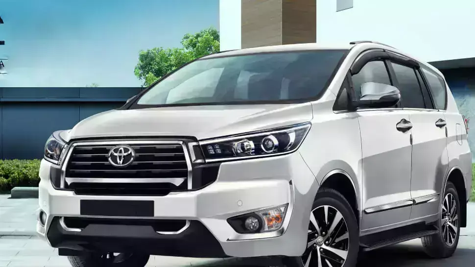 डीजल इंजन के साथ लॉन्च हुई फॉर्च्यूनर-अर्टिगा को निगलने आई है 8 सीटर ये ऑटोमोबाइल, इतनी कीमत! डीजल इंजन के साथ लॉन्च हुई फॉर्च्यूनर-अर्टिगा को निगलने आई है 8 सीटर ये ऑटोमोबाइल, इतनी कीमत!