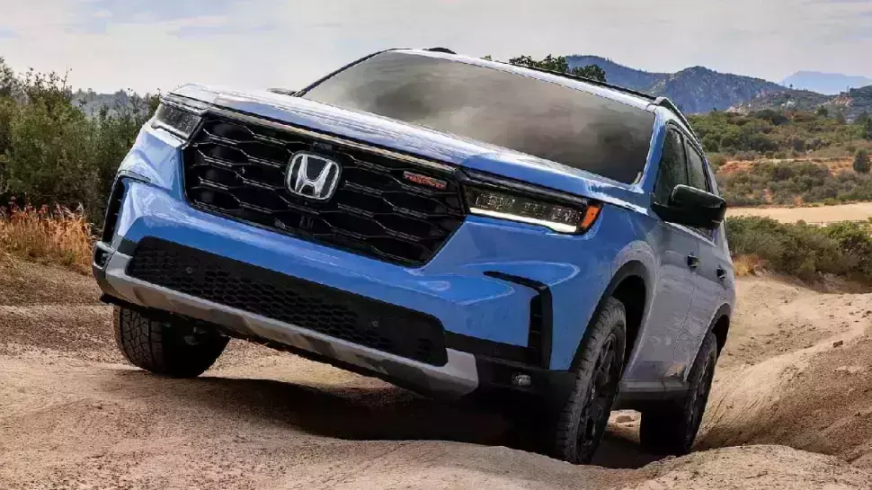 क्रेता और सेल्टोस को टक्कर देने आ रही है यह 3 शानदार XUV! क्रेता और सेल्टोस को टक्कर देने आ रही है यह 3 शानदार XUV!