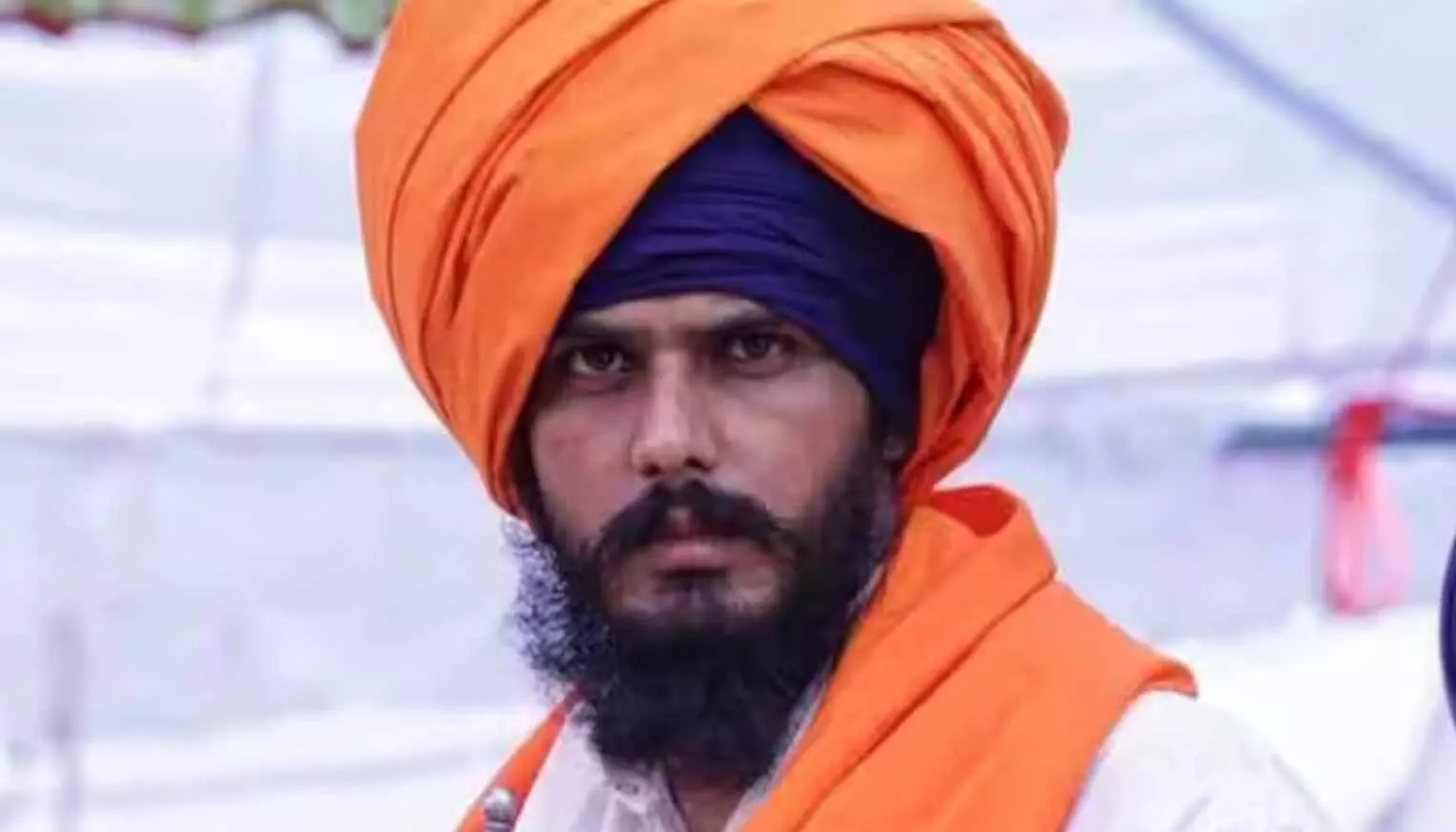 Amritpal Singh : अमृतपाल सिंह को पुलिस ने भगोड़ा घोषित किया, अब NSA लगाने की तैयारी, पिता ने कही बड़ी बात! Amritpal Singh : अमृतपाल सिंह को पुलिस ने भगोड़ा घोषित किया, अब NSA लगाने की तैयारी, पिता ने कही बड़ी बात!