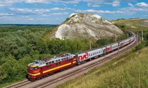 General Coach: ट्रेन में सफर करने वाले यात्री यह जान ले कि जनरल डिब्बो को हमेशा आखरी में या शुरू में ही क्यों लगाया जाता है, यह है वजह General Coach: ट्रेन में सफर करने वाले यात्री यह जान ले कि जनरल डिब्बो को हमेशा आखरी में या शुरू में ही क्यों लगाया जाता है, यह है वजह