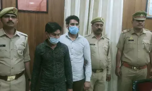 नोएडा में शाहरूख और सरताज ने अपनी सगी बहन को गला घोंटकर मार डाला