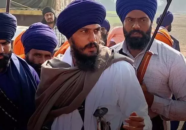 अभी अभी पंजाब हाईकोर्ट ने किया पंजाब सरकार से सवाल, अमृतपाल सिंह कहाँ है अभी अभी पंजाब हाईकोर्ट ने किया पंजाब सरकार से सवाल, अमृतपाल सिंह कहाँ है