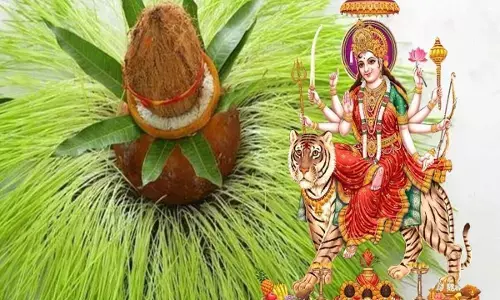 भक्तों के सभी कार्य होंगे सफल, इस शुभ मुहूर्त में करें मां दुर्गा की घट स्थापना... भक्तों के सभी कार्य होंगे सफल, इस शुभ मुहूर्त में करें मां दुर्गा की घट स्थापना...