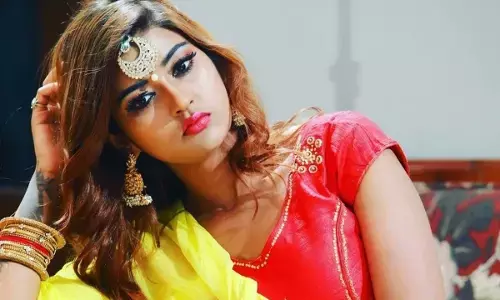 भोजपुरी अभिनेत्री आकांक्षा दुबे का वाराणसी के होटल में फंदे से लटकता मिला शव