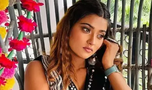 जानिए कौन है वह शख्स जिसने आकांक्षा दुबे से व्हाट्सएप चैट और मैसेंजर पर की थी आखिरी बार बात, क्या हुई थी उनके बीच बातें जानिए कौन है वह शख्स जिसने आकांक्षा दुबे से व्हाट्सएप चैट और मैसेंजर पर की थी आखिरी बार बात, क्या हुई थी उनके बीच बातें