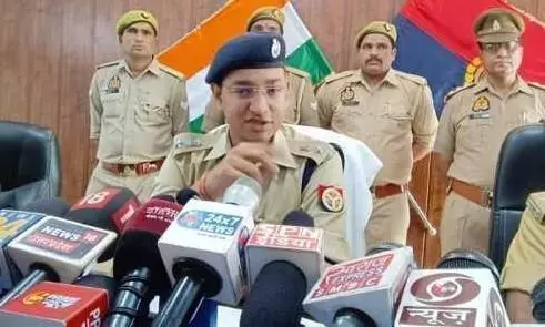 रिलेशन बनाने में बाधा बने माँ बाप को बेटी ने मार डाला, बुलंदशहर की हैरान करने वाली कहानी