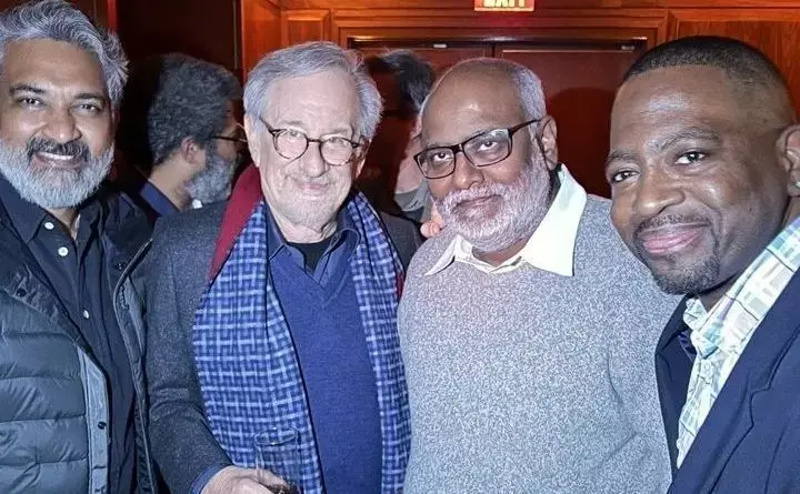 क्या आप जानते हैं Naatu Naatu गाने के कंपोजर MM Keeravani को, जिन्हें हो गया है कोविड, डॉक्टर ने दी बेड से ना उठने की सलाह क्या आप जानते हैं Naatu Naatu गाने के कंपोजर MM Keeravani को, जिन्हें हो गया है कोविड, डॉक्टर ने दी बेड से ना उठने की सलाह