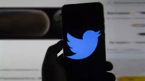 twitter 1 अप्रैल को सभी अकाउंट से ब्लू टिक हटाएगा, जानना जरुरी!