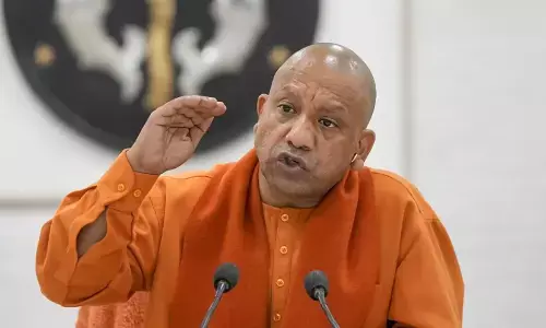 योगी सरकार का बड़ा फैसला, इतिहास की किताब में मुगलों को लेकर कर दिया ये परिवर्तन! योगी सरकार का बड़ा फैसला, इतिहास की किताब में मुगलों को लेकर कर दिया ये परिवर्तन!