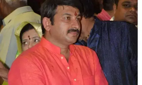 Manoj Tiwari Struggle: जानिए भोजपुरी एक्टर मनोज तिवारी ने अपनी जिंदगी में गुजरे हैं किन-किन संघर्षों से बेहद उतार-चढ़ाव आए हैं लाइफ में