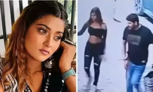 Akanksha Dubey Suicide: होटल के बाहर का सीसी फुटेज आया सामने आकांक्षा दिखाई दी किसी अनजान शख्स के साथ जानिए कौन है यह ??