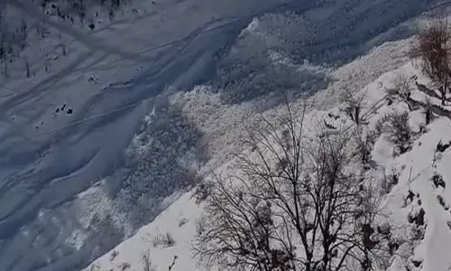 Sikkim Avalanche Latest Update: सिक्किम के नाथू ला में भारी हिमस्खलन होने से छह की मौत और 11 घायल