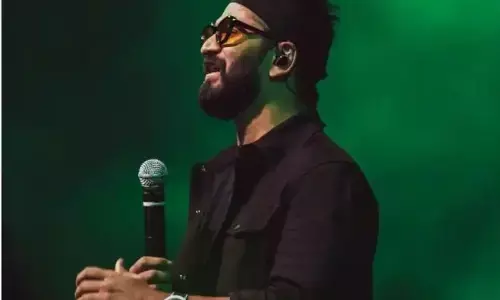 Amit Trivedi Birthday: आज है फेमस सिंगर अमित त्रिवेदी का जन्मदिन, जानिए उनकी जीवन से जुड़ी कुछ रोचक बातें Amit Trivedi Birthday: आज है फेमस सिंगर अमित त्रिवेदी का जन्मदिन, जानिए उनकी जीवन से जुड़ी कुछ रोचक बातें