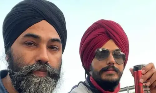 अमृतपाल सिंह के करीबी पापलप्रीत सिंह को पंजाब पुलिस ने किया गिरफ्तार अमृतपाल सिंह के करीबी पापलप्रीत सिंह को पंजाब पुलिस ने किया गिरफ्तार