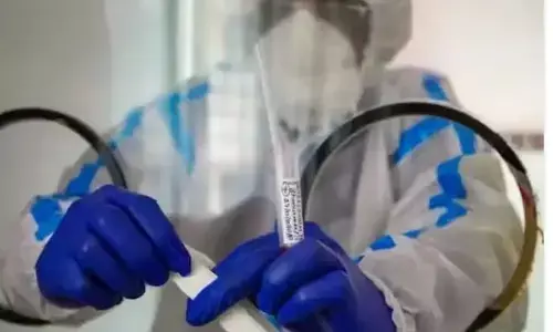 Bihar Coronavirus: рдПрдХ рдпреБрд╡рдХ рдХреА рдХрд░реЛрдирд╛ рд░рд┐рдкреЛрд░реНрдЯ рдкреЙрдЬрд┐рдЯрд┐рд╡ рдЖрдиреЗ рдкрд░ рдордЪрд╛ рд╣рдбрд╝рдХрдВрдк, рдЬрд╛рдВрдЪ рдХреЗ рд▓рд┐рдП рд╕реИрдВрдкрд▓ рджрд┐рдпрд╛ рдФрд░ рдЪрд▓рд╛ рдЧрдпрд╛ рджрд┐рд▓реНрд▓реА Bihar Coronavirus: рдПрдХ рдпреБрд╡рдХ рдХреА рдХрд░реЛрдирд╛ рд░рд┐рдкреЛрд░реНрдЯ рдкреЙрдЬрд┐рдЯрд┐рд╡ рдЖрдиреЗ рдкрд░ рдордЪрд╛ рд╣рдбрд╝рдХрдВрдк, рдЬрд╛рдВрдЪ рдХреЗ рд▓рд┐рдП рд╕реИрдВрдкрд▓ рджрд┐рдпрд╛ рдФрд░ рдЪрд▓рд╛ рдЧрдпрд╛ рджрд┐рд▓реНрд▓реА
