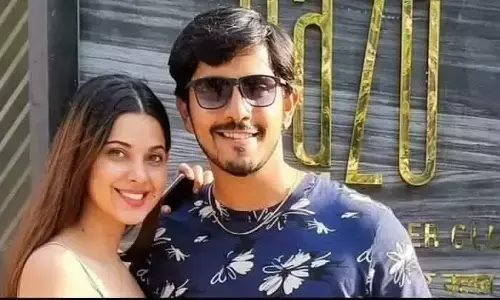 पांड्या स्टोर शो की रावी हुई ट्रोलिंग का शिकार, बॉयफ्रेंड कवर ने दिया मुँहतोड़ जवाब पांड्या स्टोर शो की रावी हुई ट्रोलिंग का शिकार, बॉयफ्रेंड कवर ने दिया मुँहतोड़ जवाब