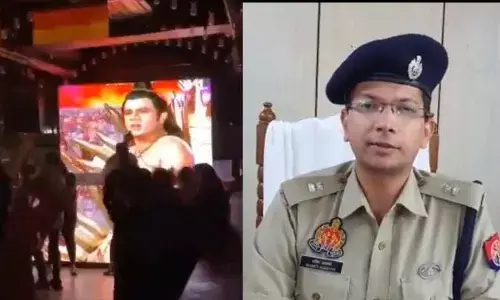 Noida News: योगीराज में भगवान राम का अपमान, हिंदू संगठनों ने मचाया हंगामा Noida News: योगीराज में भगवान राम का अपमान, हिंदू संगठनों ने मचाया हंगामा