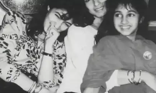 जाने क्या हुआ था कि राजेश खन्ना के साथ, उन्होंने क्यो नहीं देखा था अपनी छोटी बेटी का मुंह 6 महीने तक, जाने क्या हुआ था कि राजेश खन्ना के साथ, उन्होंने क्यो नहीं देखा था अपनी छोटी बेटी का मुंह 6 महीने तक,