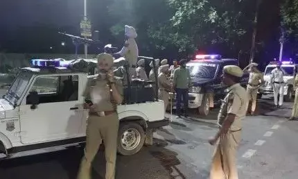 अभी-अभी : पंजाब के बठिंडा मिलिट्री स्टेशन में अंधाधुंध फायरिंग, चार लोगों की मौत से मचा हड़कंप अभी-अभी : पंजाब के बठिंडा मिलिट्री स्टेशन में अंधाधुंध फायरिंग, चार लोगों की मौत से मचा हड़कंप