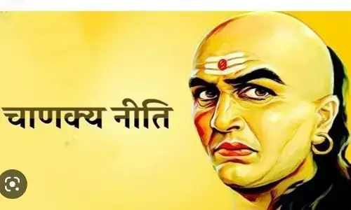 जानिए चाणक्य नीति के अनुसार महिलाएं करती हैं ऐसे मर्दों से बेहद प्यार ,नहीं छोड़कर जाती हैं उन्हें कभी