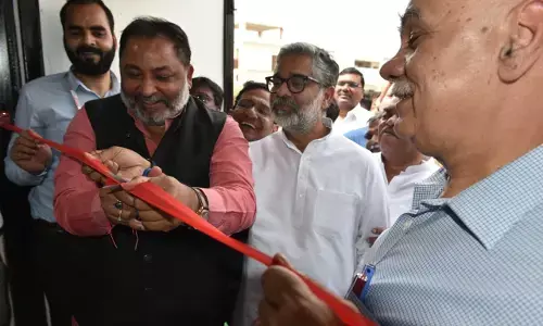 परिवहन राज्य मंत्री और मुख्य सचिव ने संयुक्त रूप से बलिया में किया जननायक चंद्रशेखर हॉस्पिटल एंड कैंसर इंस्टीट्यूट का निरीक्षण