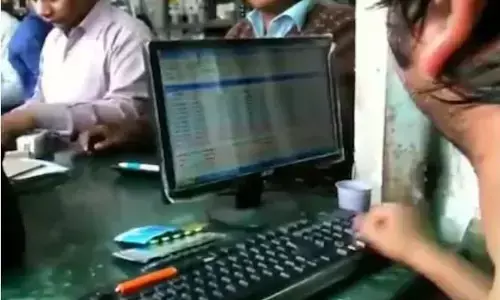 कंप्यूटर से भी तेज फुर्ती वाले इंसान की हो रही है हर जगह वाह वाह लोगों ने कहा जल्द होगी एआई की छुट्टी,  टाइपिंग स्पीड देख कर चौक जाएंगे आप कंप्यूटर से भी तेज फुर्ती वाले इंसान की हो रही है हर जगह वाह वाह लोगों ने कहा जल्द होगी एआई की छुट्टी,  टाइपिंग स्पीड देख कर चौक जाएंगे आप