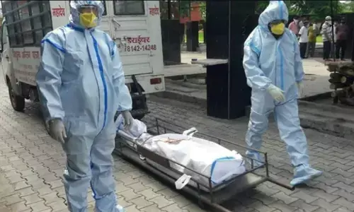CoronaVirus : 2 साल बाद लौटा मृत कोविड मरीज, अंतिम संस्कार भी हो चुका था, आपको चौंका देगी ये पूरी रिपोर्ट CoronaVirus : 2 साल बाद लौटा मृत कोविड मरीज, अंतिम संस्कार भी हो चुका था, आपको चौंका देगी ये पूरी रिपोर्ट