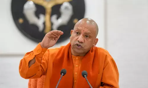 Atiq & Ashraf Murder : CM योगी ने हर 2 घंटे की मांगी रिपोर्ट, बदले अपने सारे प्लान, सभी जिलों में धारा 144 लागू Atiq & Ashraf Murder : CM योगी ने हर 2 घंटे की मांगी रिपोर्ट, बदले अपने सारे प्लान, सभी जिलों में धारा 144 लागू