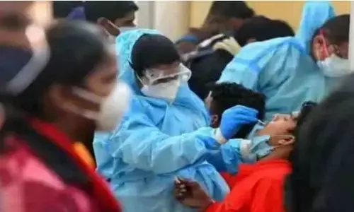 COVID-19 in India: भारत पर कोरोना का संकट फिर गहराया, 1 दिन में मिले 11000 से ज्यादा मामले, 28 मरीजों की हुई मौत COVID-19 in India: भारत पर कोरोना का संकट फिर गहराया, 1 दिन में मिले 11000 से ज्यादा मामले, 28 मरीजों की हुई मौत