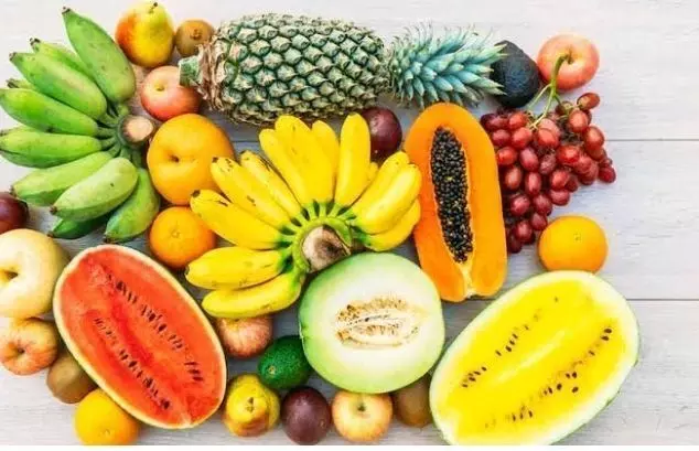 गर्मियों में फलों का सेवन करें, स्वस्थ जीवन के लिए है बहुत जरूरी