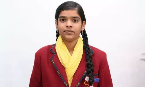 सीतापुर की बिटिया प्रियांशी सोनी ने हाईस्कूल में किया टॉप, सीएम योगी ने सभी को दी बधाई