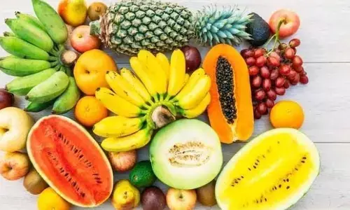 गर्मियों में फलों का सेवन करें, स्वस्थ जीवन के लिए है बहुत जरूरी गर्मियों में फलों का सेवन करें, स्वस्थ जीवन के लिए है बहुत जरूरी
