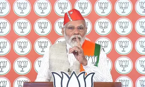 Karnataka Elections : कर्नाटक BJP कार्यकर्ताओं को PM मोदी ने दिया जीत का मंत्र, बोले- बूथ जीतेंगे, तभी चुनाव जीतेंगे.. विपक्ष पर बोला हमला Karnataka Elections : कर्नाटक BJP कार्यकर्ताओं को PM मोदी ने दिया जीत का मंत्र, बोले- बूथ जीतेंगे, तभी चुनाव जीतेंगे.. विपक्ष पर बोला हमला