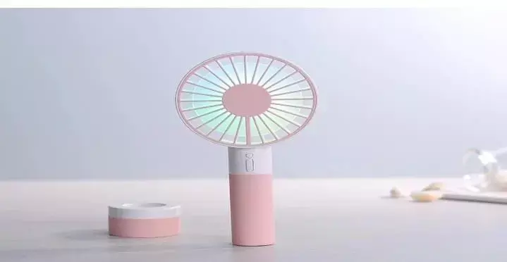 जानिए मिनी पॉकेट फैन के बारे में, है बेहद किफायती और आपको रखेगा कूल जानिए मिनी पॉकेट फैन के बारे में, है बेहद किफायती और आपको रखेगा कूल