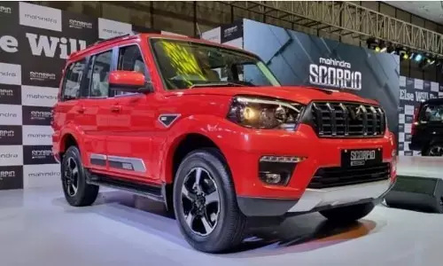 जानिए महिंद्रा की नई गाड़ी महिंद्रा स्कार्पियो के बारे में मार्केट में छा गया इसका किलर लुक। जानिए महिंद्रा की नई गाड़ी महिंद्रा स्कार्पियो के बारे में मार्केट में छा गया इसका किलर लुक।