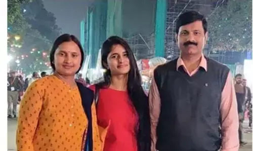 विशाखा यादव: IAS टॉपर  जानिए उनकी सफलता की कहानी, आयु, शिक्षा और जीवनी विशाखा यादव: IAS टॉपर  जानिए उनकी सफलता की कहानी, आयु, शिक्षा और जीवनी