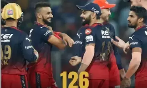 рдХрднреА рдХрд╣рд╛ рдерд╛ рдмрдиреВрдВрдЧрд╛ рдмрдбрд╝рд╛ рдЖрджрдореА, рдЬрд╛рдиреЗ рдХреМрди рд╣реИ рд╡рд╣ рдХреНрд░рд┐рдХреЗрдЯрд░ рдмрдбрд╝реЗ рд╣реЛрдХрд░ рд╕рдкрдирд╛ рд╣реЛ рдЧрдпрд╛ рд╕рдЪ!! рдХрднреА рдХрд╣рд╛ рдерд╛ рдмрдиреВрдВрдЧрд╛ рдмрдбрд╝рд╛ рдЖрджрдореА, рдЬрд╛рдиреЗ рдХреМрди рд╣реИ рд╡рд╣ рдХреНрд░рд┐рдХреЗрдЯрд░ рдмрдбрд╝реЗ рд╣реЛрдХрд░ рд╕рдкрдирд╛ рд╣реЛ рдЧрдпрд╛ рд╕рдЪ!!