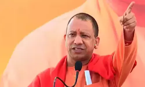 योगी की जनसभा व रोड शो में उमड़ी जबर्दस्त भीड़,  कर्नाटक वासियों ने किया कमल खिलाने का वादा