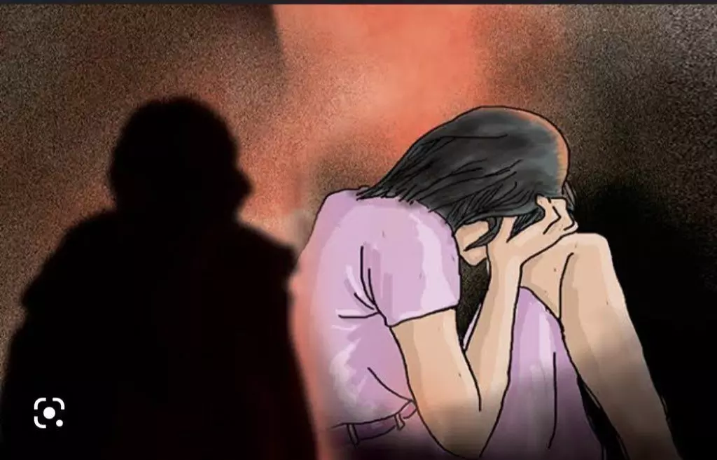 यूपी के कन्नौज में 7 साल की बच्ची की 3 दिन बाद मिली खेत में लाश,शरीर पर कपड़े नहीं, आँखें नोची हुई हैं, प्राइवेट पार्ट काट दिया है यूपी के कन्नौज में 7 साल की बच्ची की 3 दिन बाद मिली खेत में लाश,शरीर पर कपड़े नहीं, आँखें नोची हुई हैं, प्राइवेट पार्ट काट दिया है