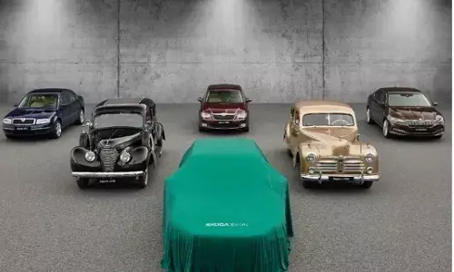 नेक्स्ट-जेनरेशन स्कोडा सुपर्ब इंडिया मे इसी साल लॉन्च होगी